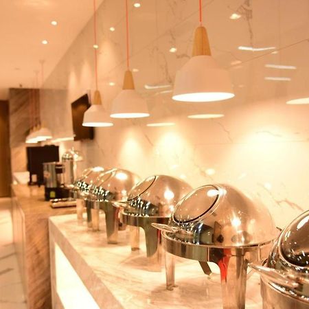 Holiday Inn Express Lhasa Potala Square By Ihg Extérieur photo