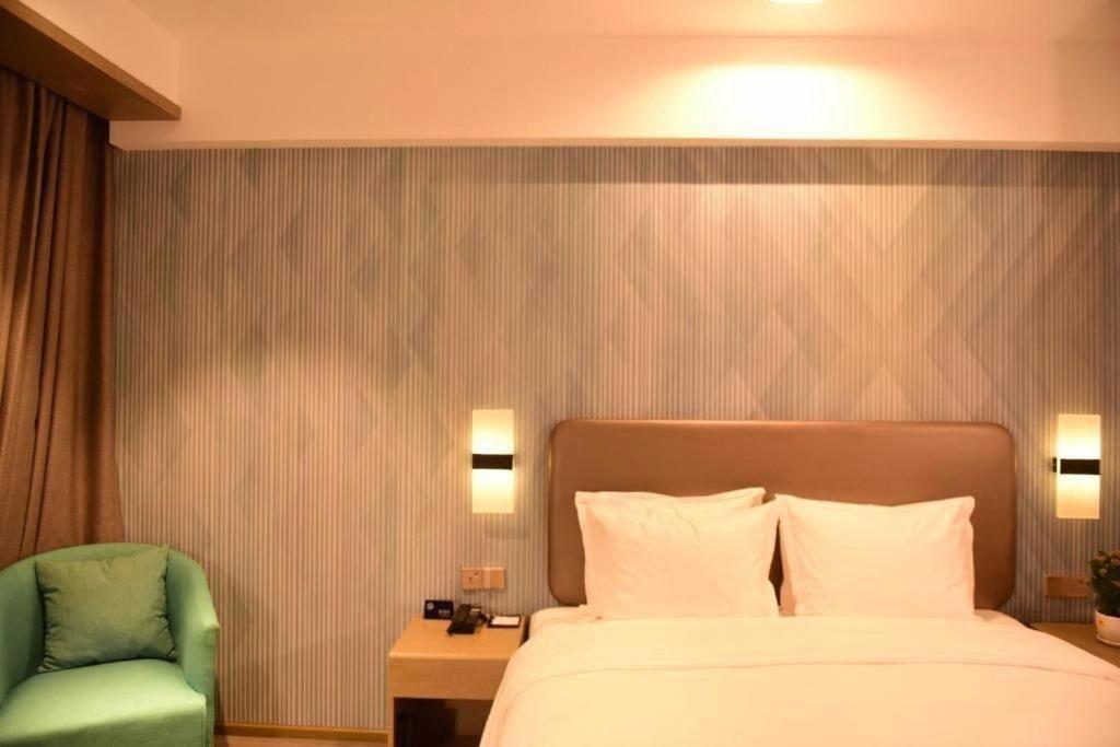 Holiday Inn Express Lhasa Potala Square By Ihg Extérieur photo