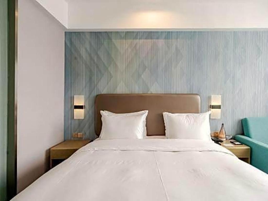 Holiday Inn Express Lhasa Potala Square By Ihg Extérieur photo