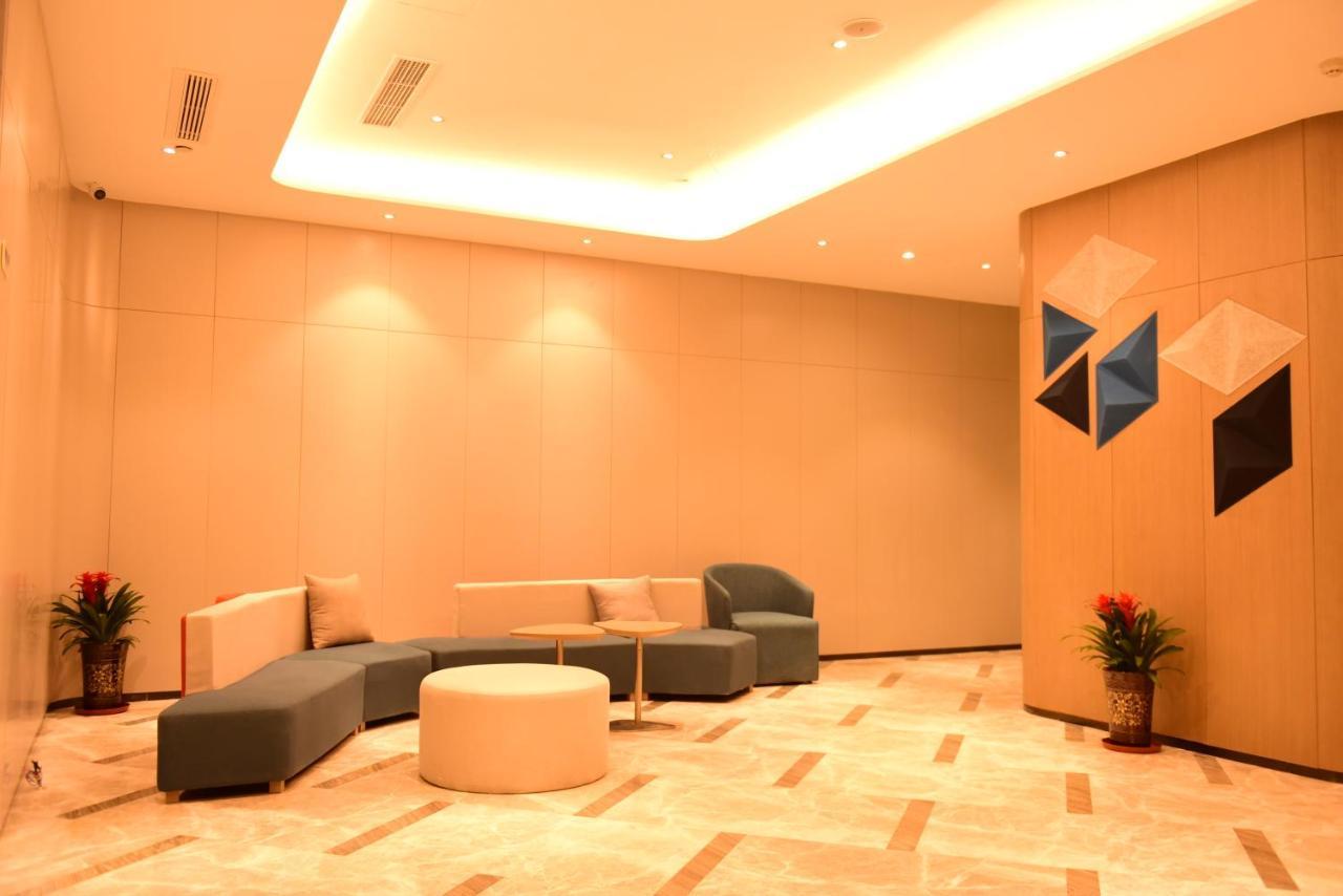 Holiday Inn Express Lhasa Potala Square By Ihg Extérieur photo
